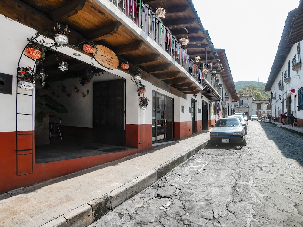 Hotel Valle Bonito, Valle de Bravo 34/38