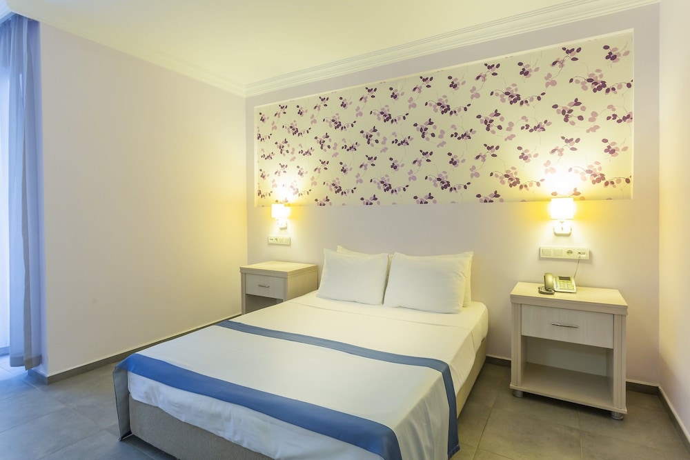 Club Muskebi Hotel 4/50