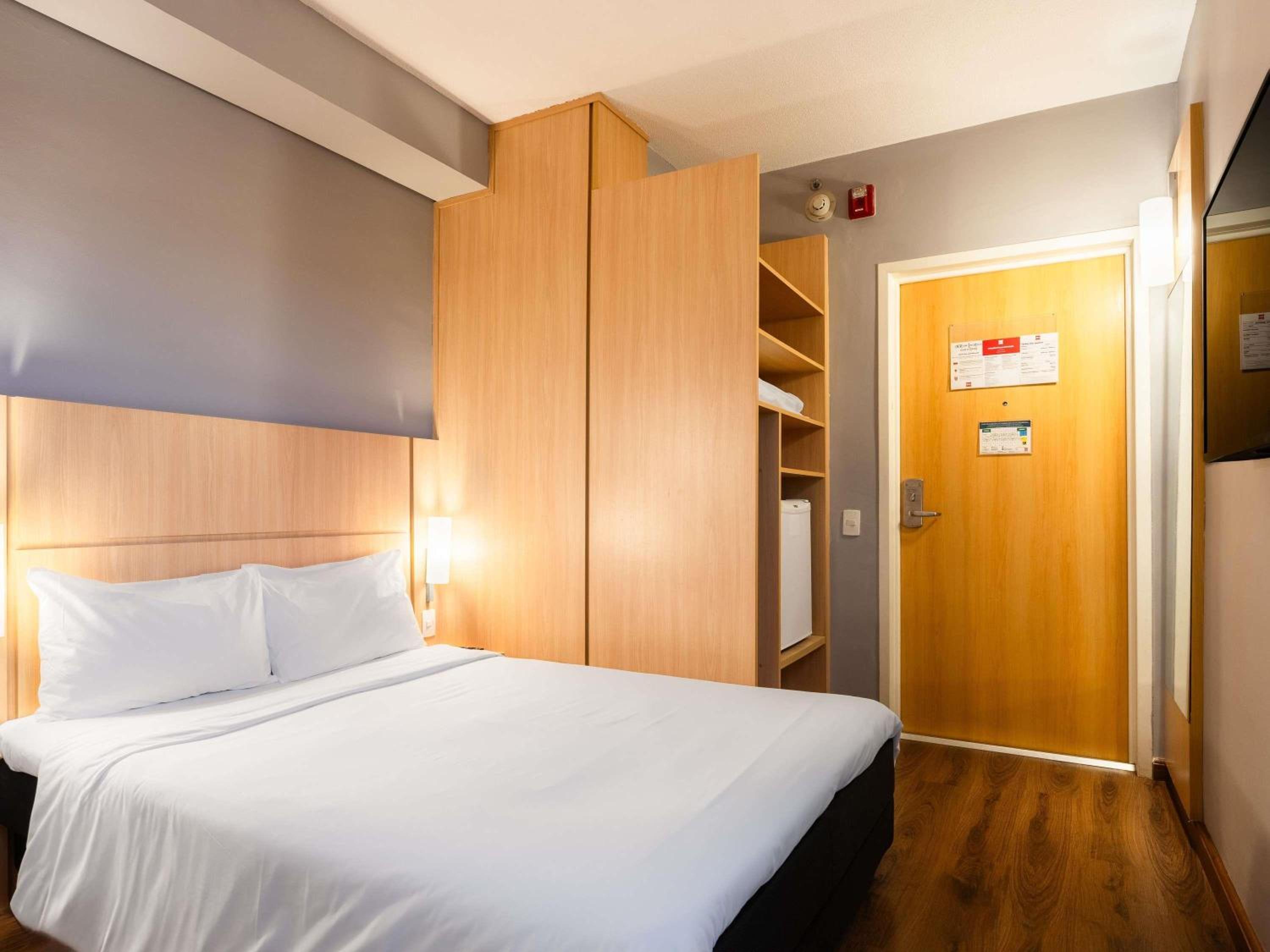 Standard, Double Bed, Accessible