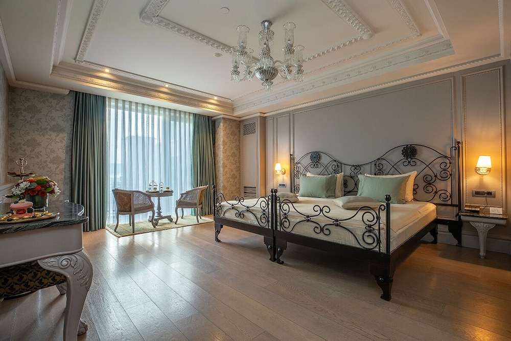 Special, Deluxe, Queen Bed, Ground Floor