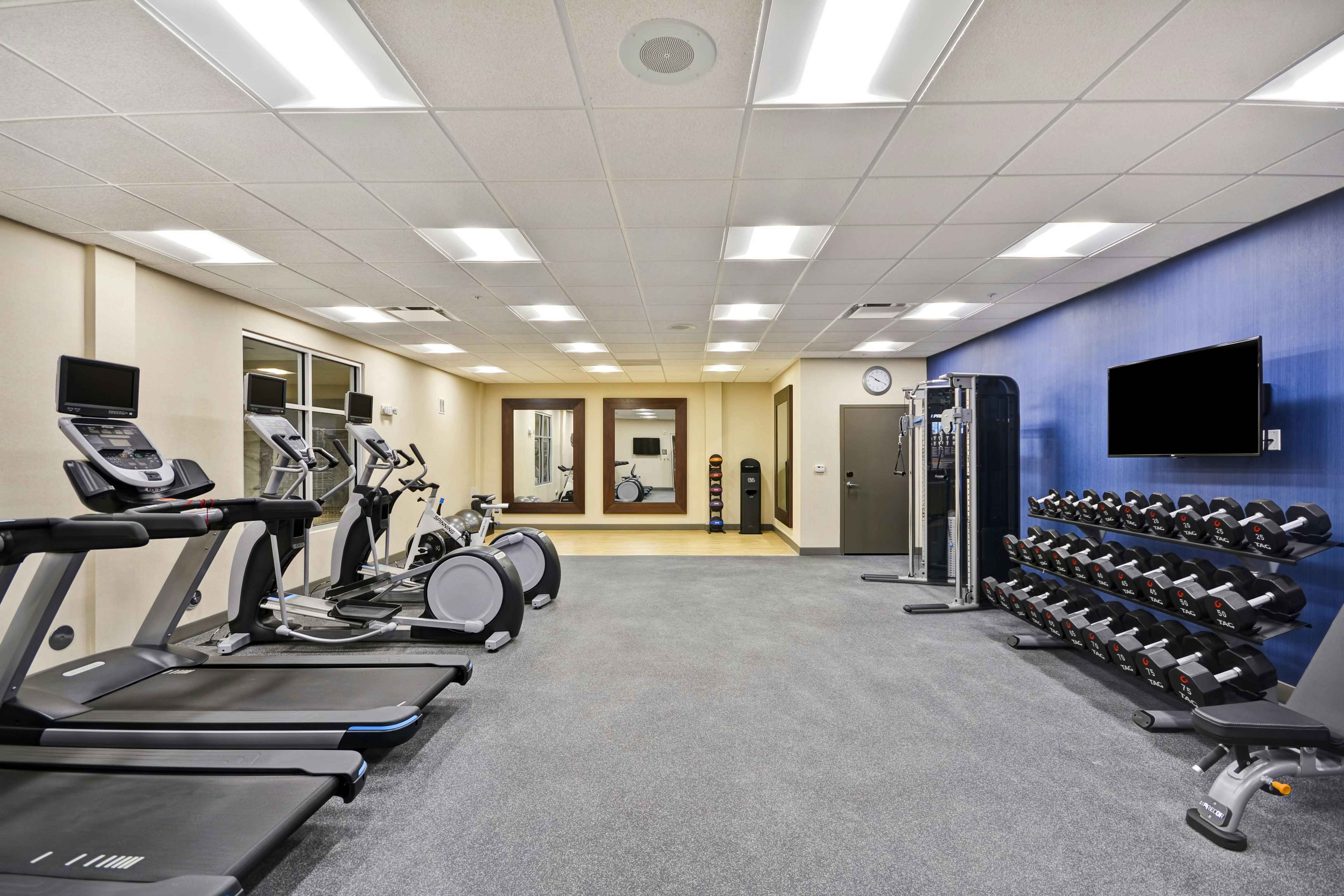 Homewood Suites by Hilton Warren Detroit 29/57