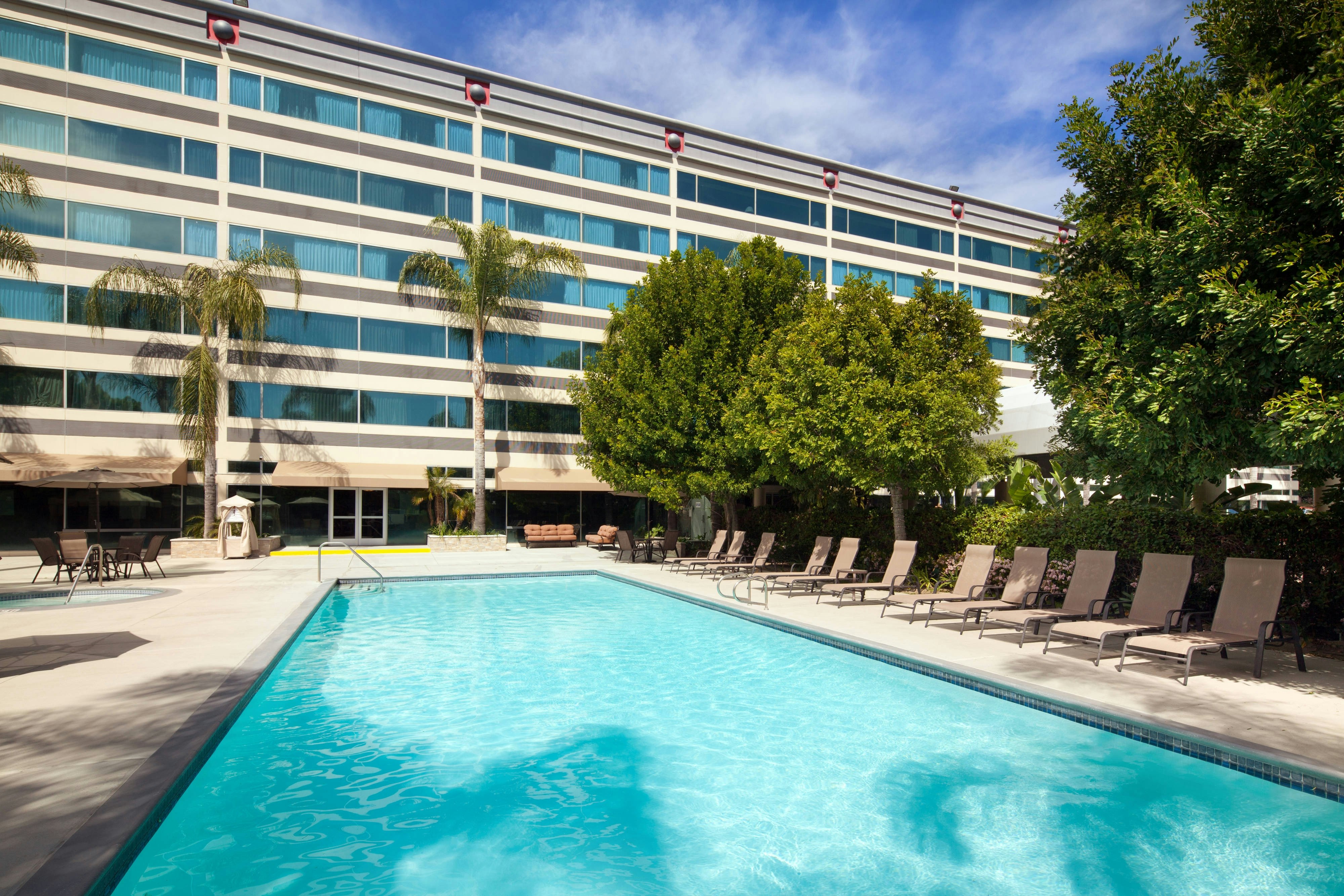 Sheraton Ontario Airport Hotel 2/2
