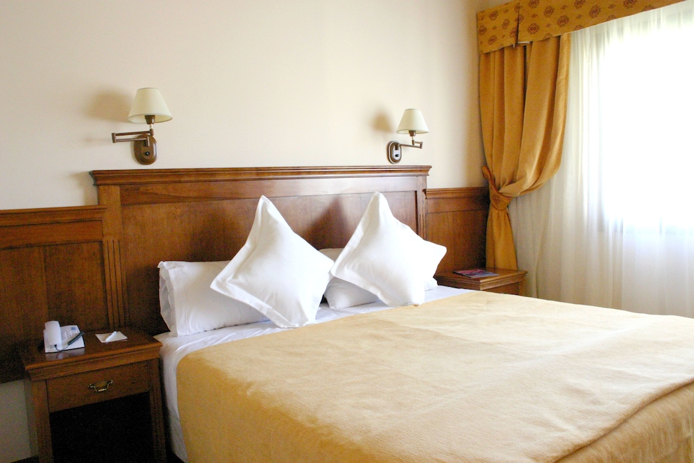 Konke Calafate Hotel 10/67
