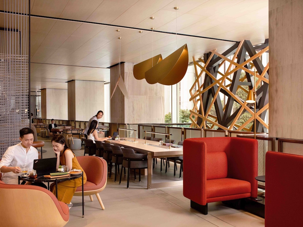 East Hong Kong Hotel 48/64