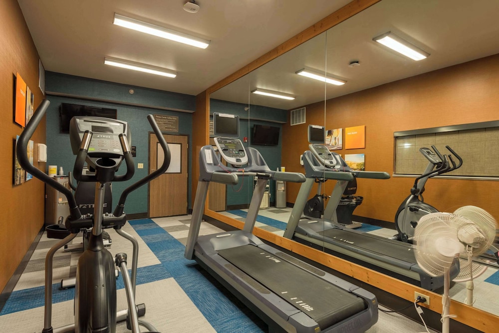 Comfort Inn Suites 41/75