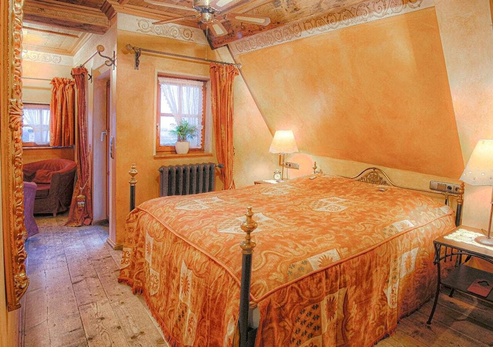 Historik Gotisches Haus Garni 21/71
