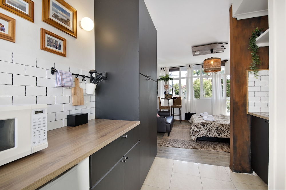 Manly Designer Studios 35/50