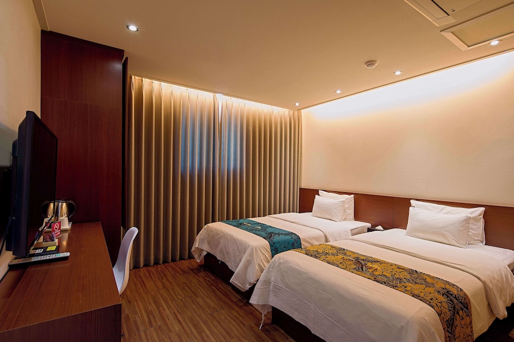 STANDARD, TWIN BEDS