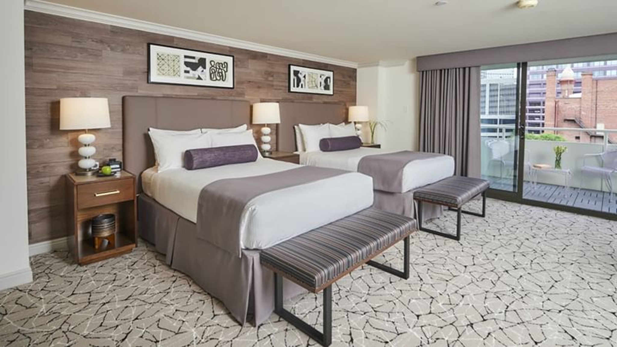 Deluxe, 2 Double Beds