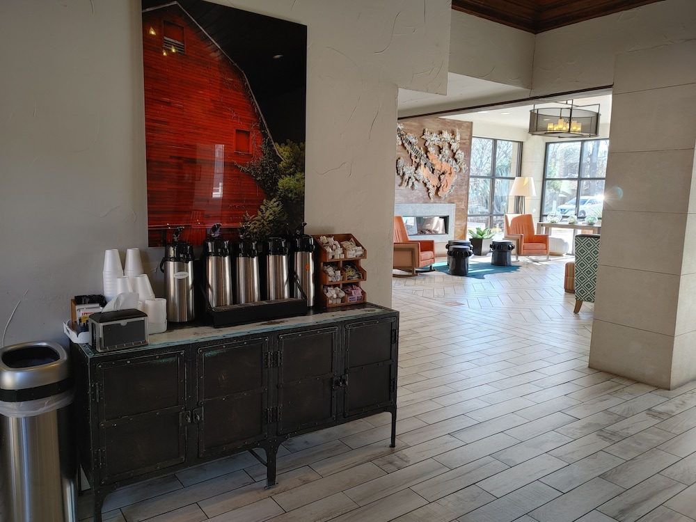 Fredericksburg Inn And Suites 39/53