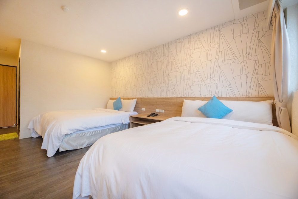 King Hot Spring Hotel 12/31