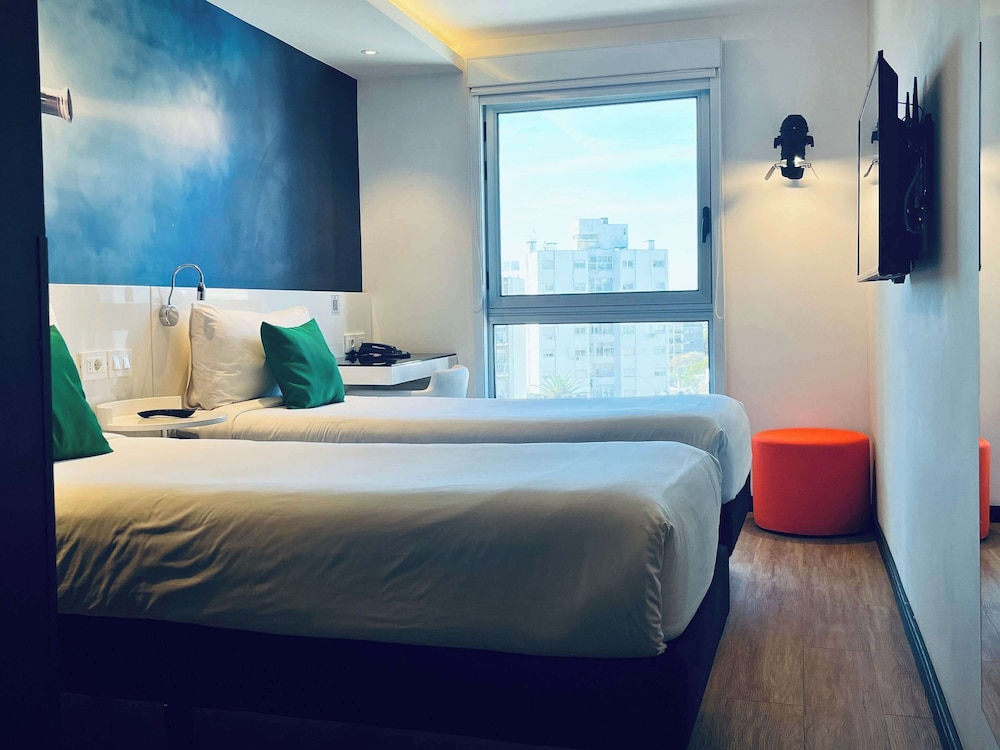 Ibis Styles Montevideo Biarritz 10/49