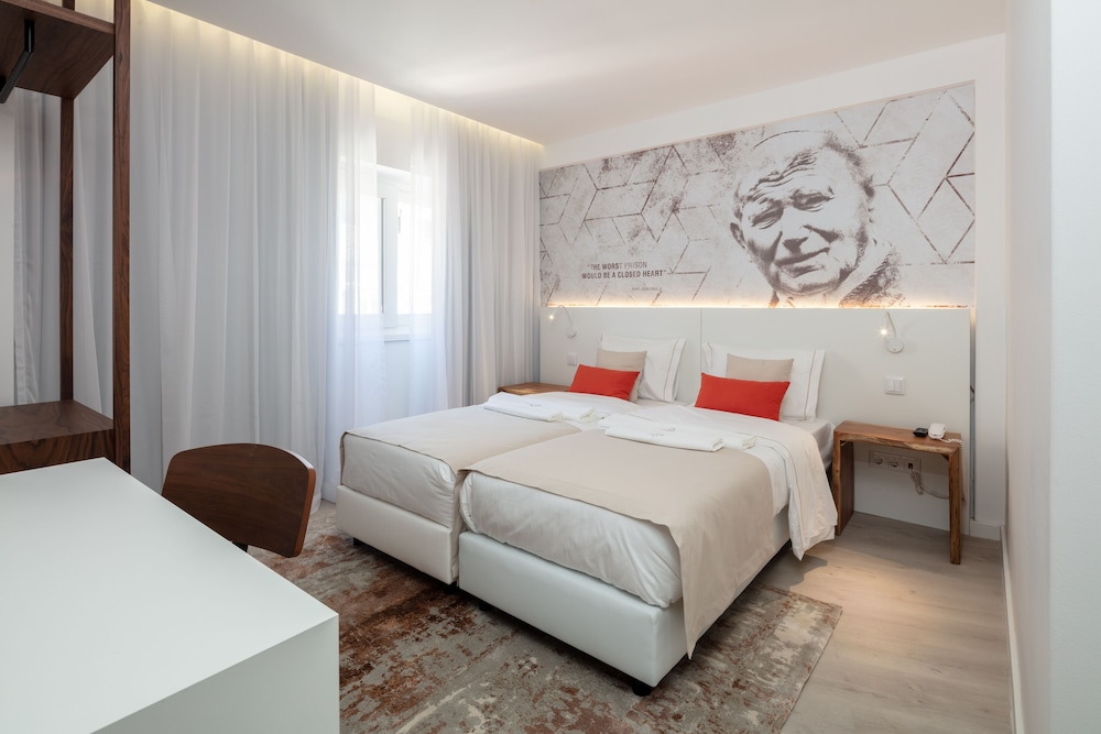 The ICONS Lisbon Central Hotel 21/50