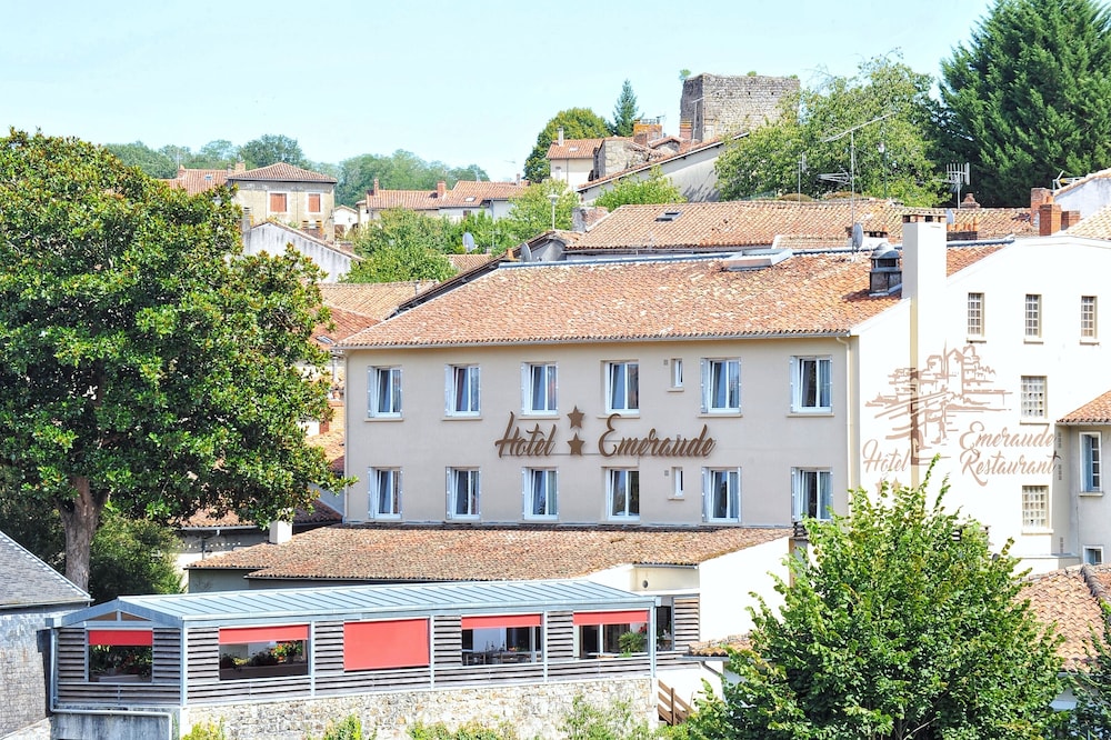 HOTEL EMERAUDE 2/44