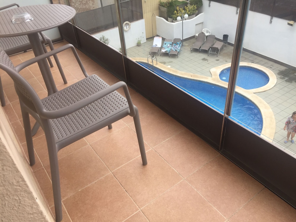 Hotel Petit Palau Adults Only 63/71