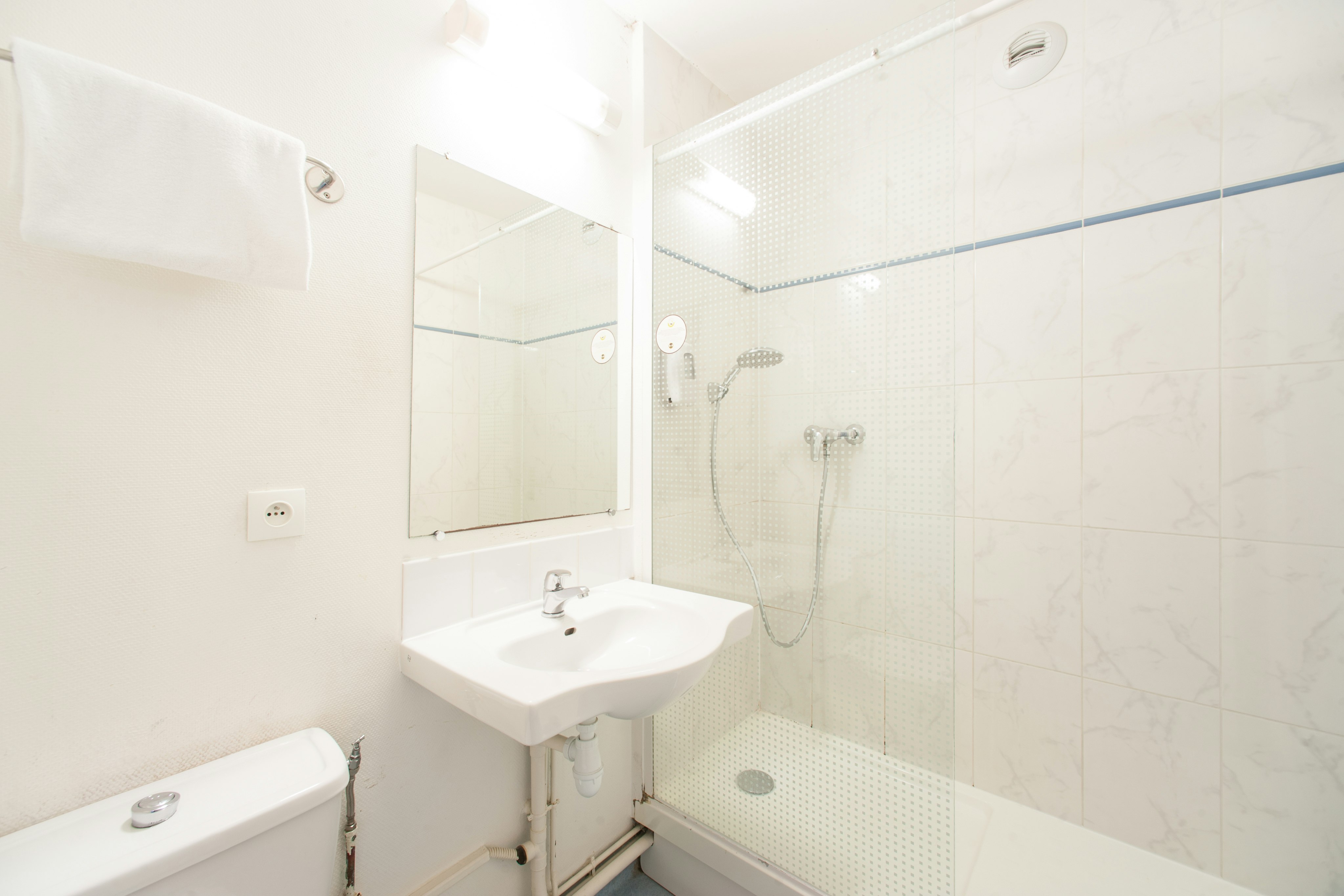 B&B HOTEL Saclay 32/32
