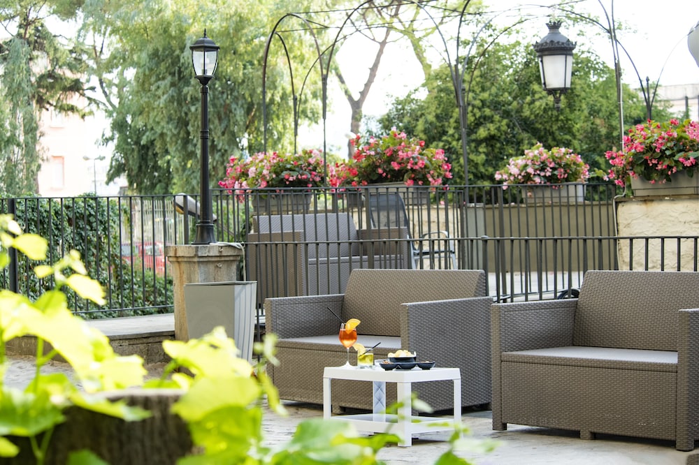 Villa Elisio Hotel And Spa in NAPLES