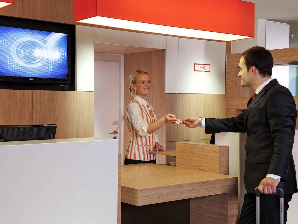 Ibis Augsburg Hauptbahnhof 7/45