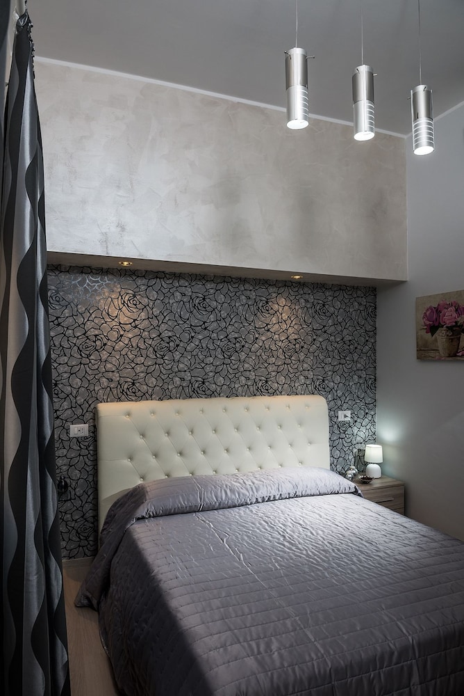 Ariston Suite 16/69