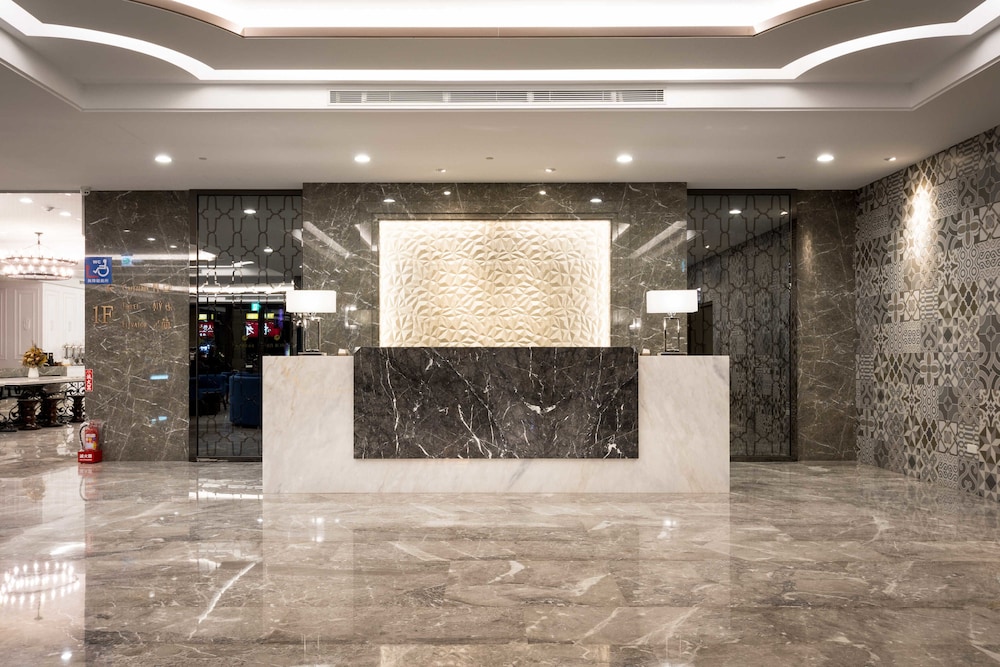 Hua Hotel 4/67