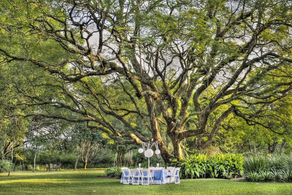 Nut Grove Manor Boutique Hotel 29/50