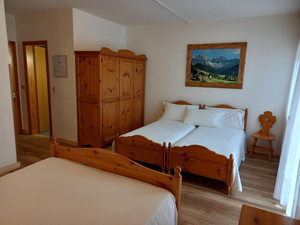 Hotel Scoiattolo 8/50
