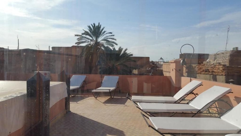 Riad Jenan Adam 51/51