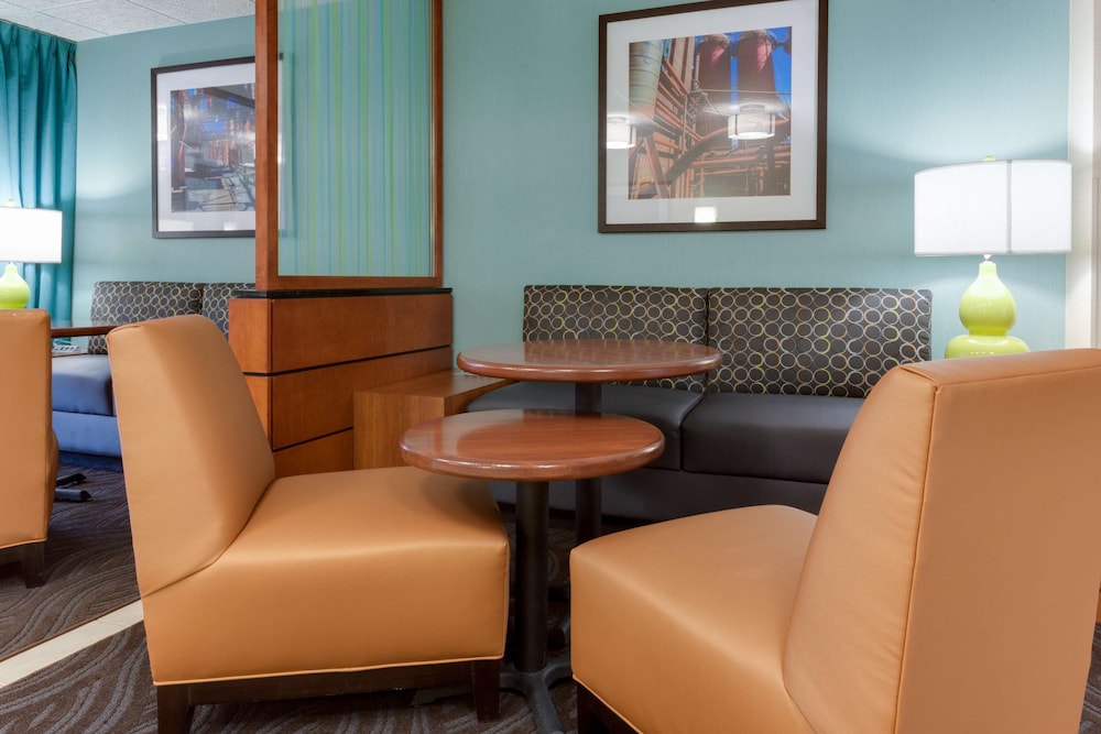 Drury Inn And Suites Birmingham Southeast 46/48
