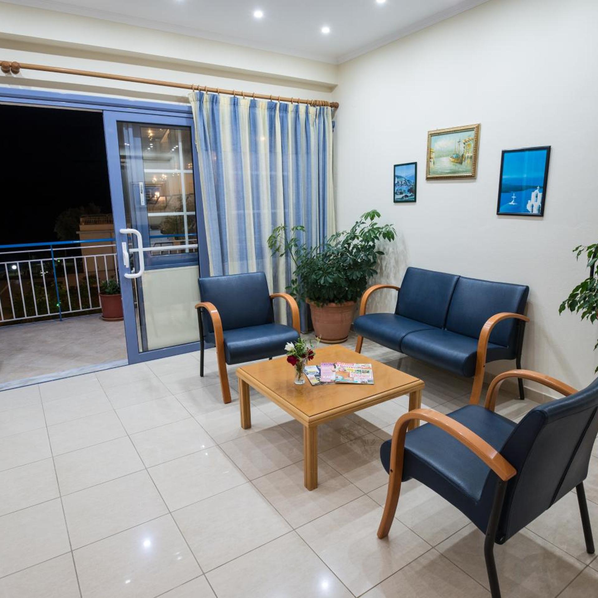 Cliff Bay Hotel 38/62