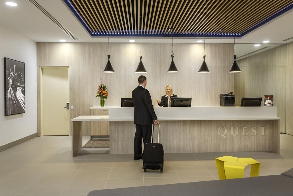 QUEST WOOLLOONGABBA 6/27