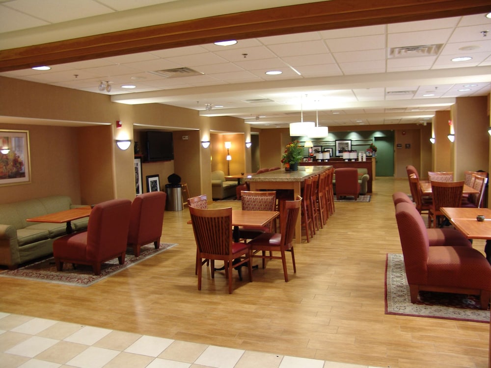 Hampton Inn Garden City, KS 29/33