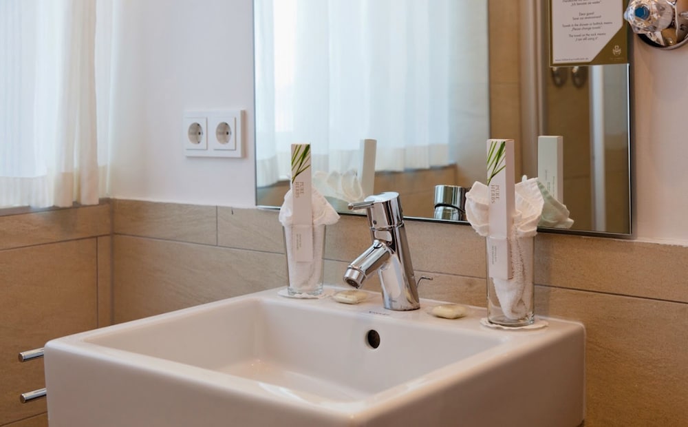 Seehotel Leoni 32/61