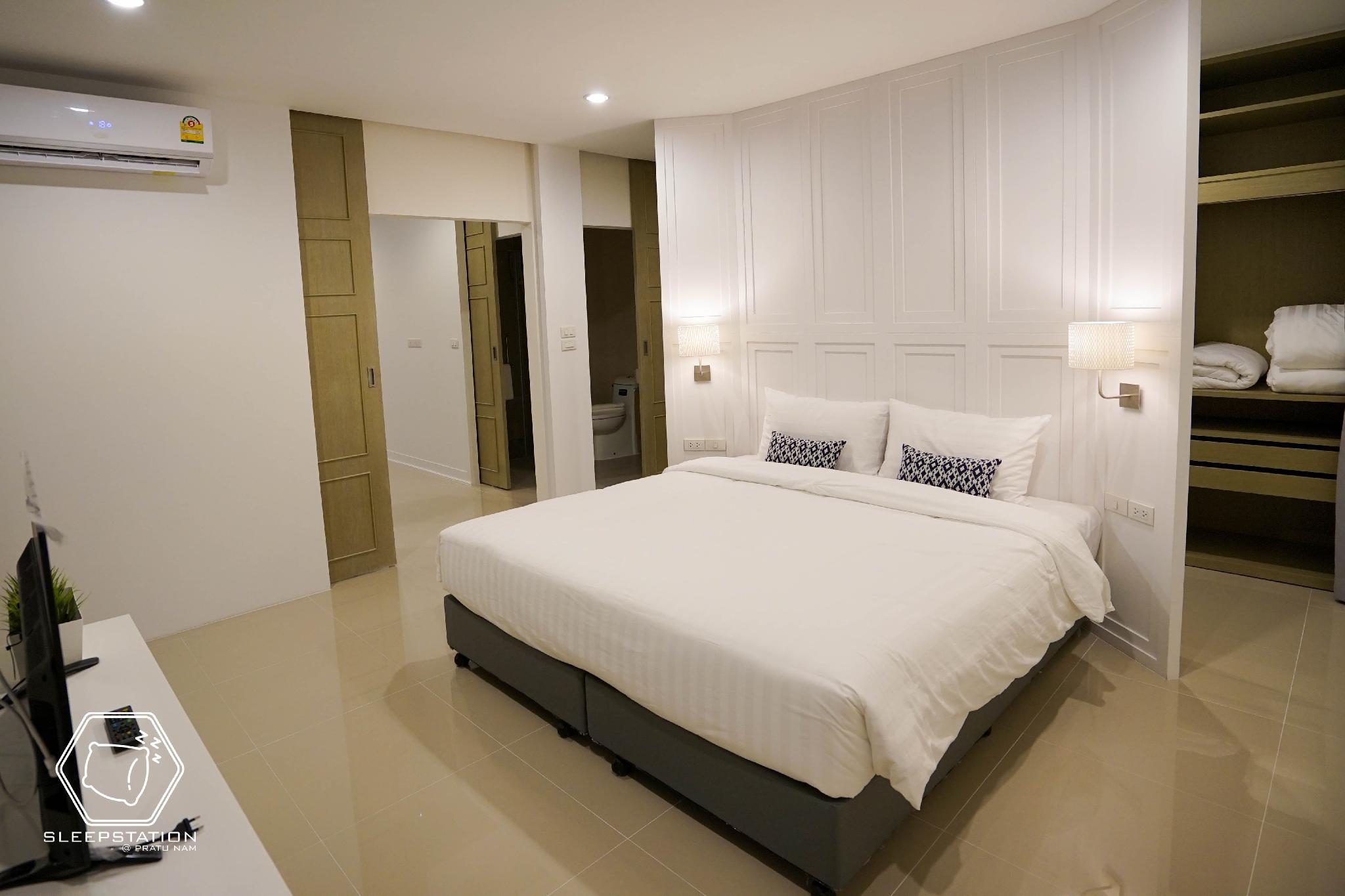 Grand, Deluxe, Family, Queen Bed, Sofa, Building 1