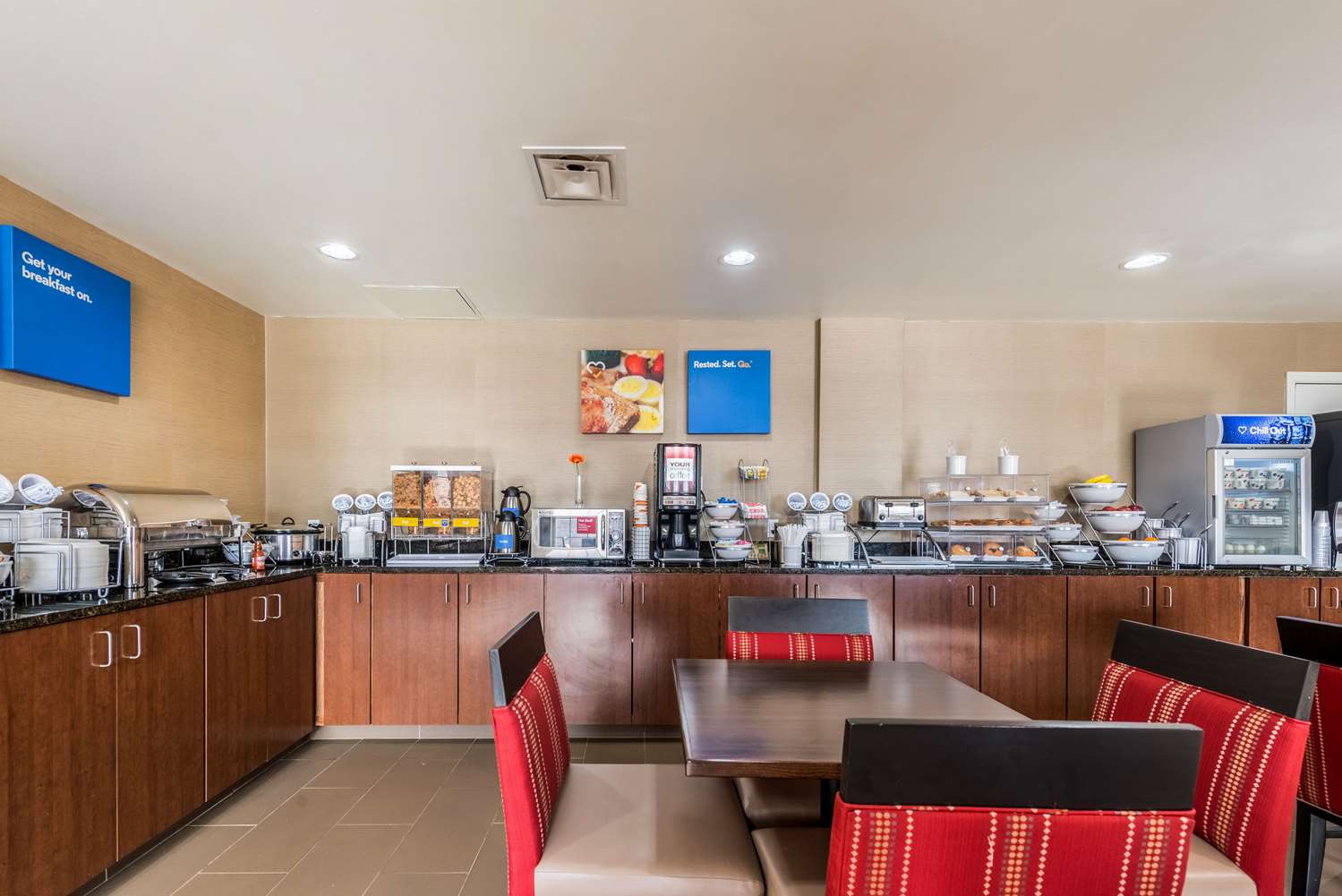 Comfort Inn and Suites Dayton North 17/24
