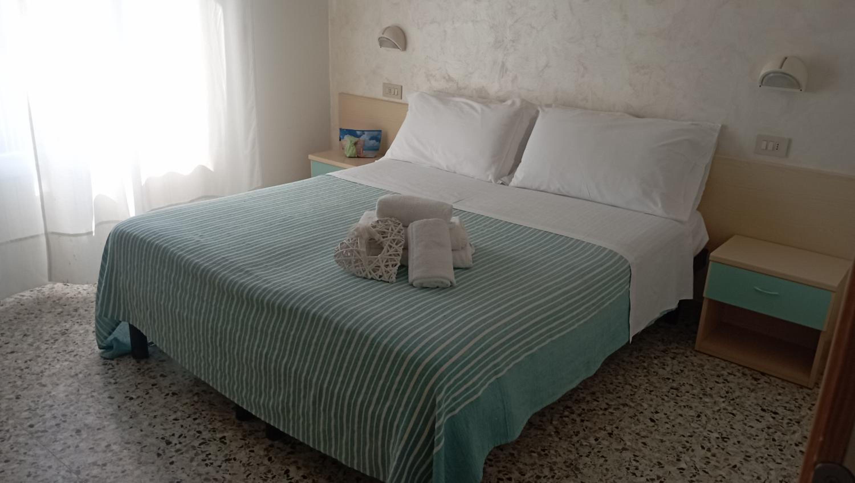 Hotel Raul 17/50