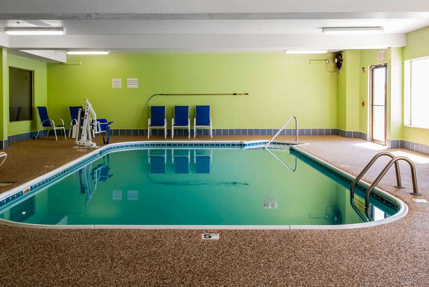 Sleep Inn Saint Charles North 27/33