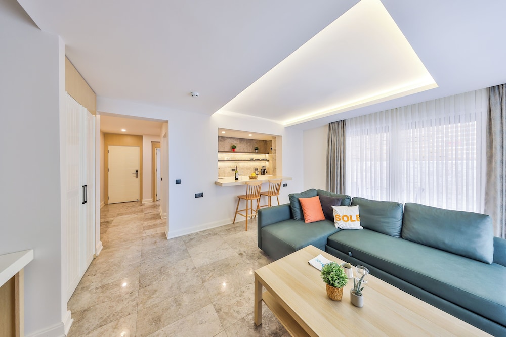 Sole Suites 25/49