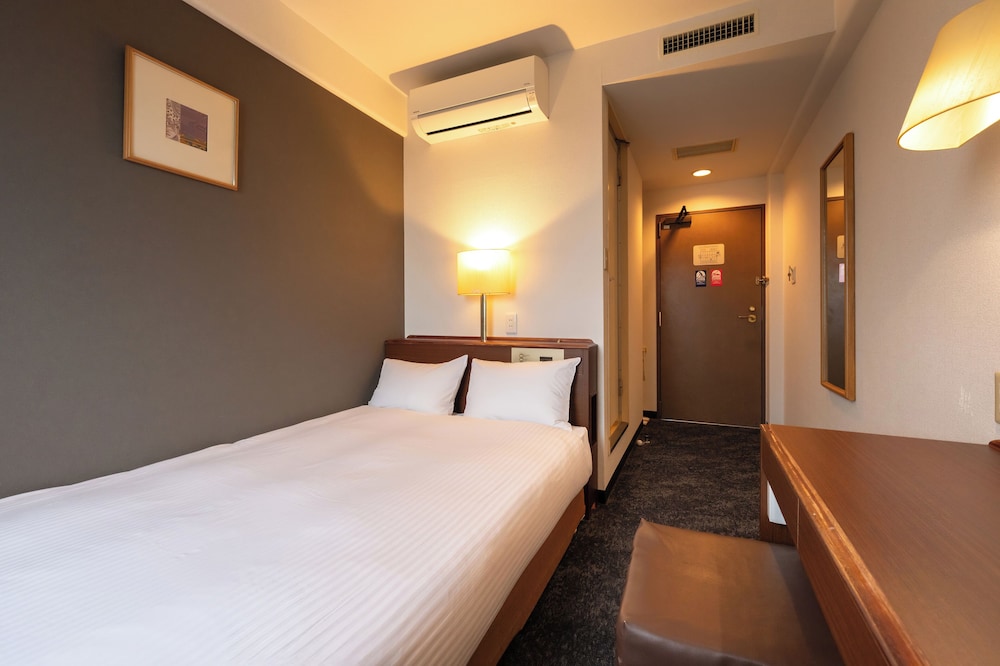 Omura Central Hotel 27/59