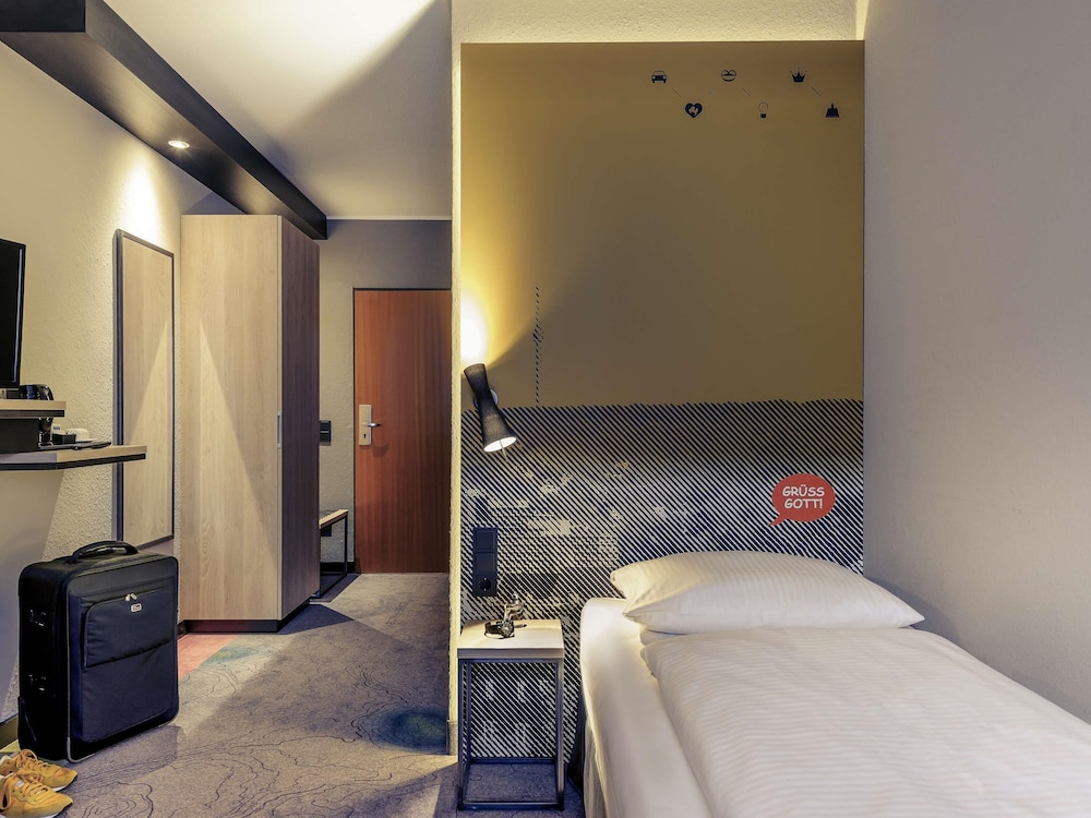 Mercure Hotel Stuttgart Zuffenhausen 28/64