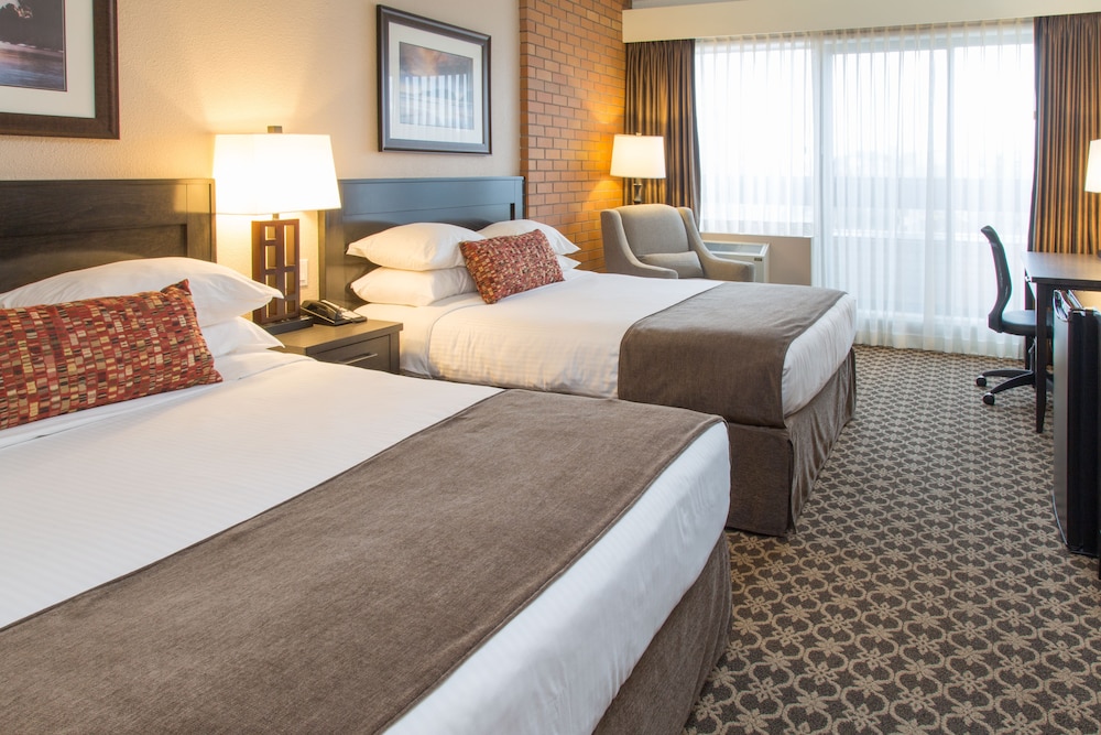 Embassy Inn 14/46
