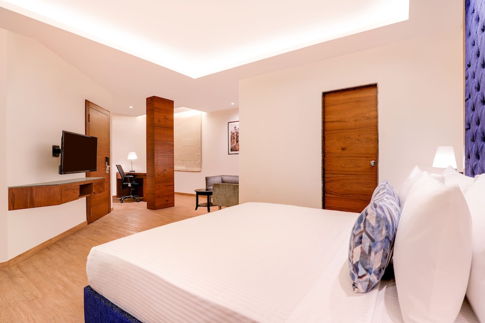 HOTEL SURENDRA VILAS 18/50