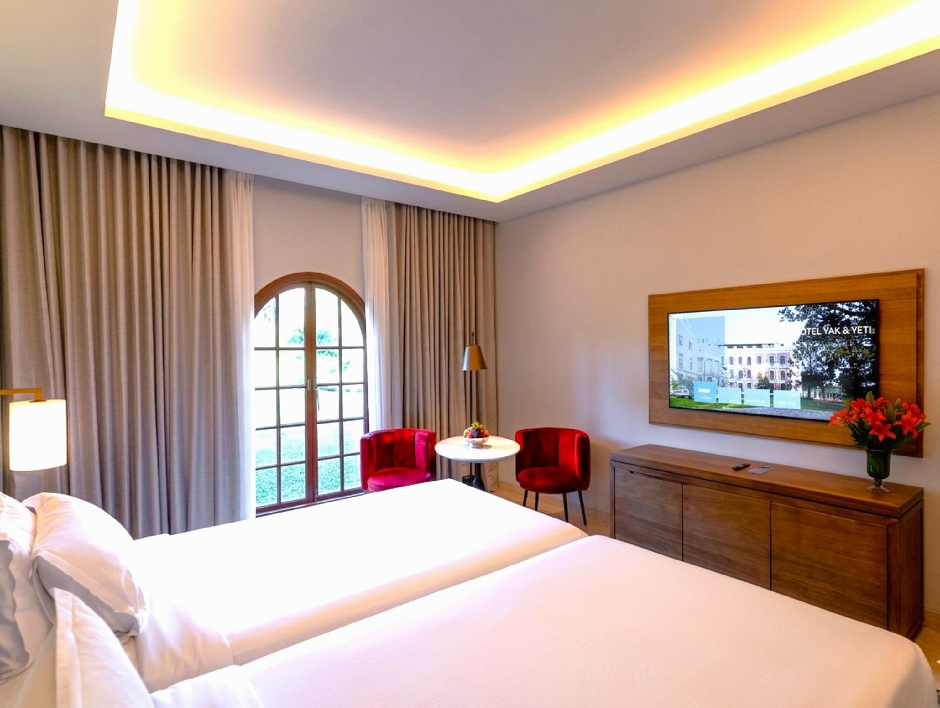 Deluxe, Twin Beds, Laundry