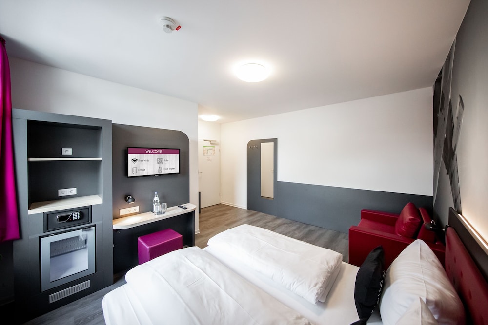 Airport Hotel Dürscheidt 15/56
