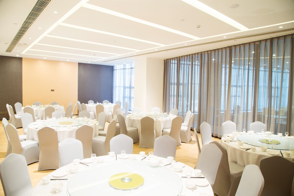 Holiday Inn Express Taian City Center 33/50