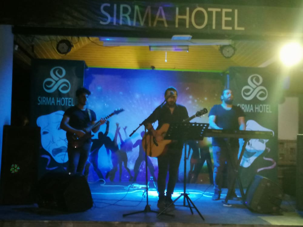 Sirma Hotel 7/50