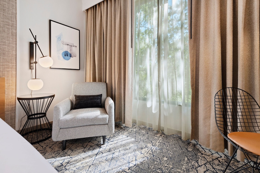 Sheraton Chapel Hill Hotel 28/50