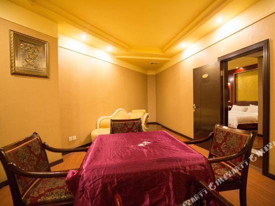 Chuanlong Hotel 11/21