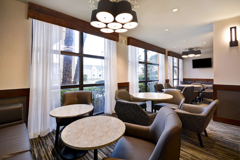 Hyatt Place Columbus/Worthington 25/40