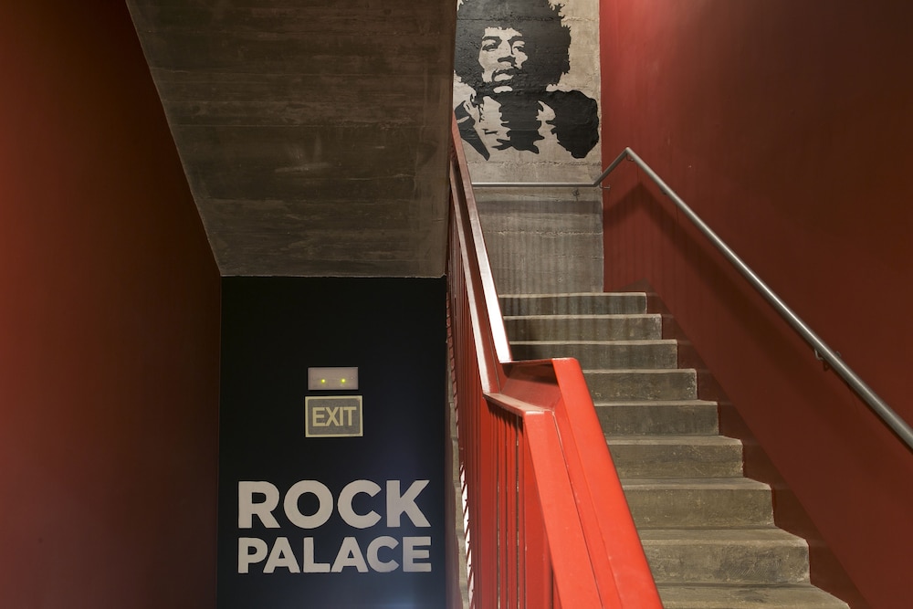 Sant Jordi Hostels Rock Palace 17/42
