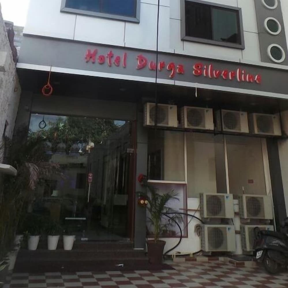 Hotel Durga Silver Line 1/24